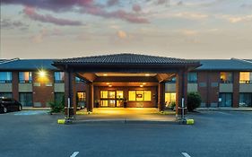 Comfort Inn Kingston - Highway 401